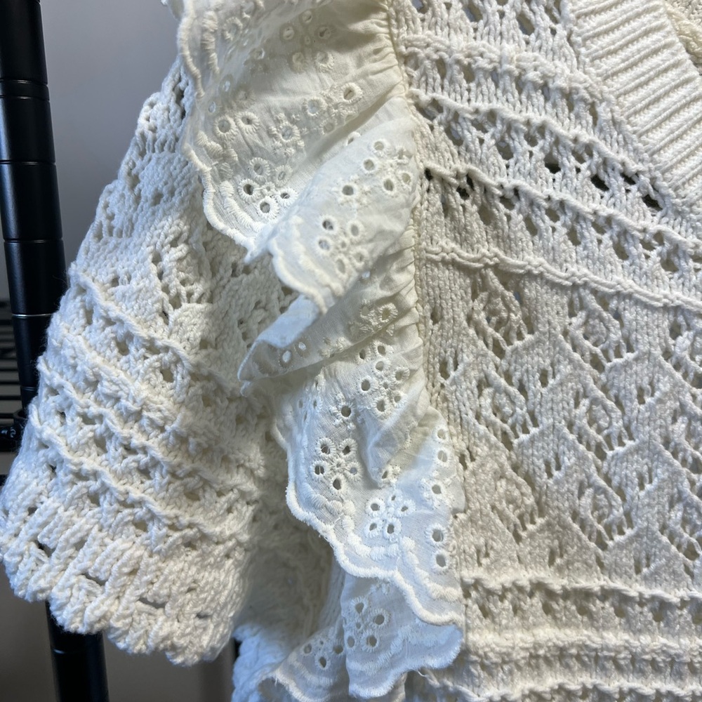 White Lace Ruffle Top - Picture 3 of 6